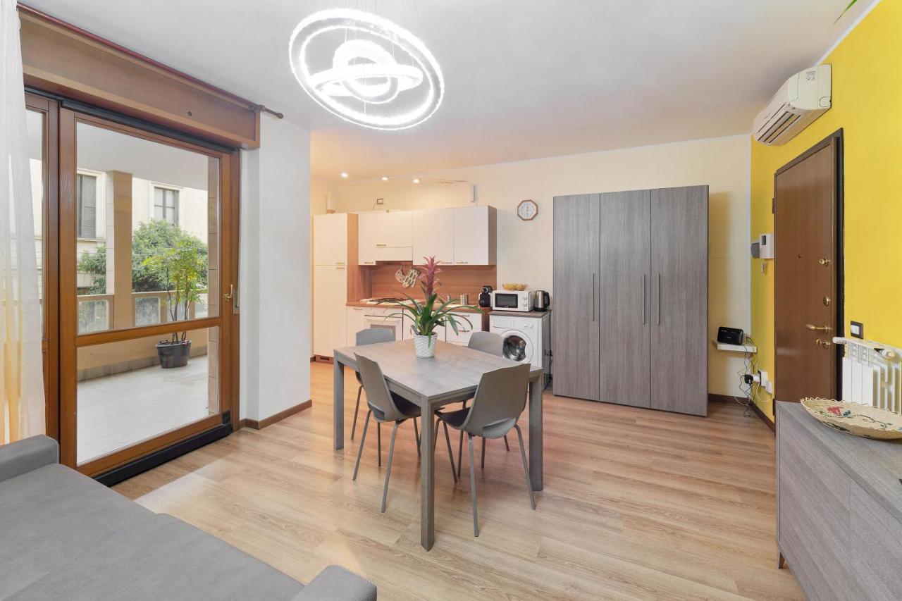 Best Way Rent - Appartamento Con Terrazzo Zona Sempione Milaan Buitenkant foto